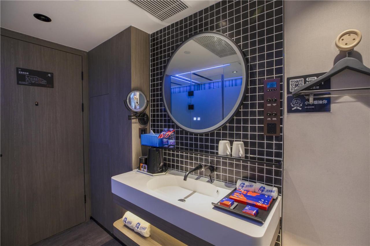Fenk Attitude Hotel Guangzhou Railway Station Ngoại thất bức ảnh