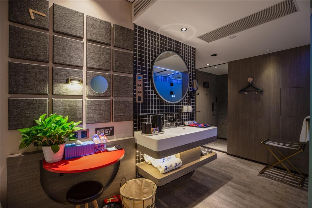 Fenk Attitude Hotel Guangzhou Railway Station Ngoại thất bức ảnh